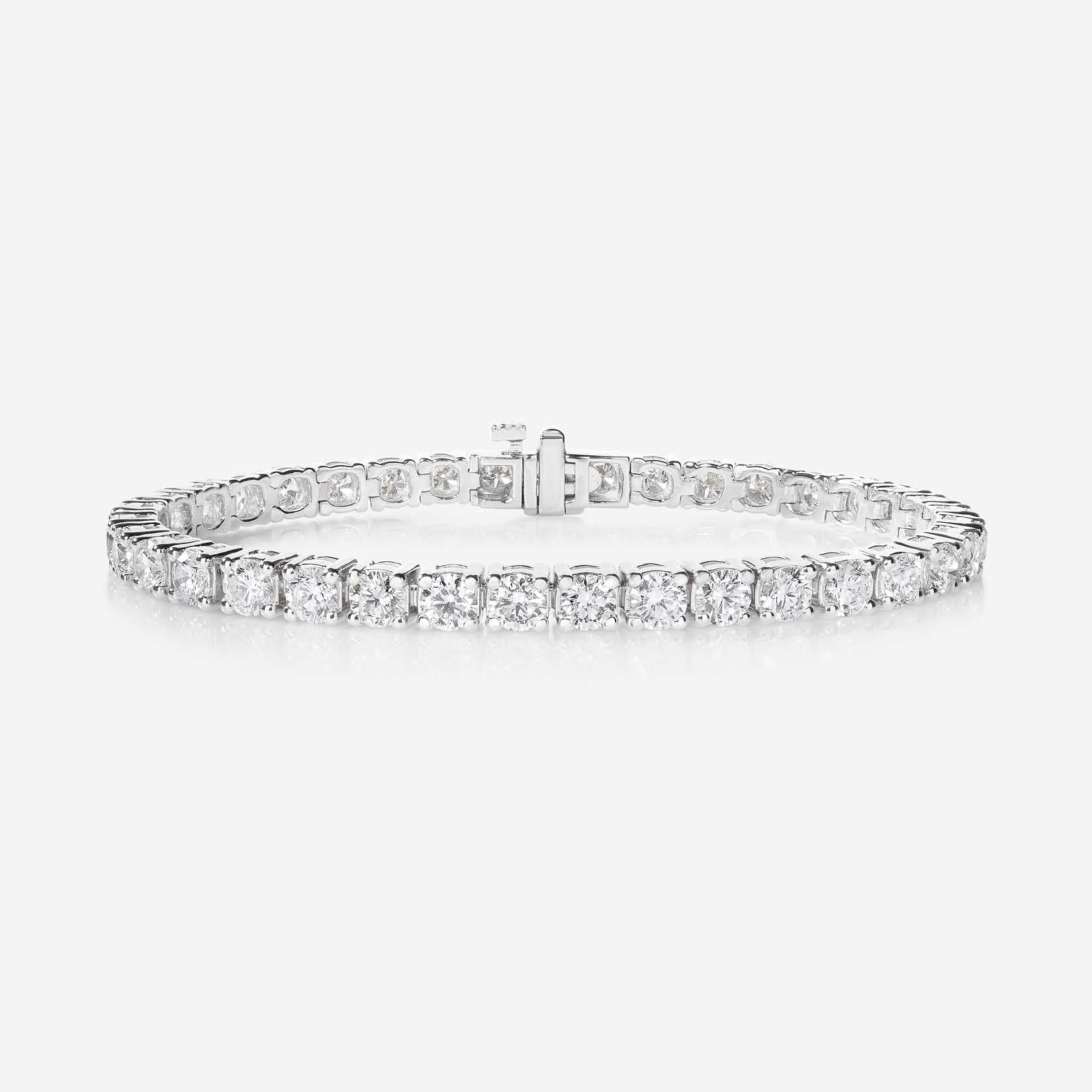 Certified IGI Classic Diamond Tennis Bracelet